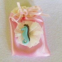 Sacchetti per confetti a tema 'marino': per bomboniere dal sapore di mare